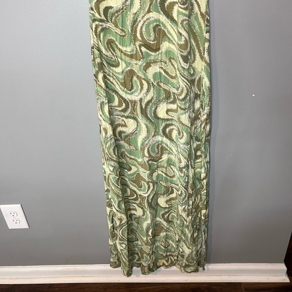 INDAH Ingrid Halter Maxi Imagine Green Swirl Wave - Picture 5 of 12